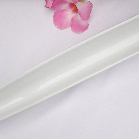 Long Ceramic Server - Picture 4 of 4